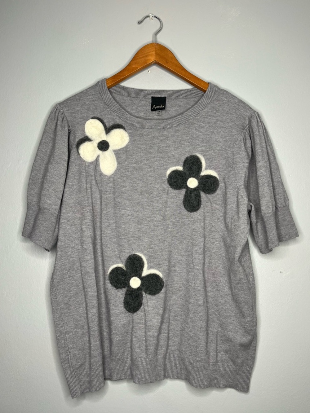 Aaeda Women's Felted Floral Flowers Gray Rayon Sweater